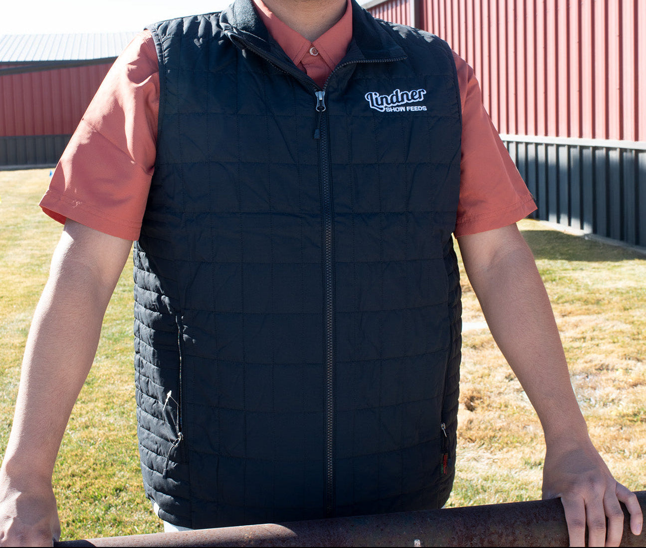 MATTE Black Puffer Vest – Lindner Show Feeds